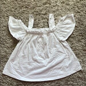 👶🏻5/$10👶🏻 Girls Old Navy White Ruffle Top
